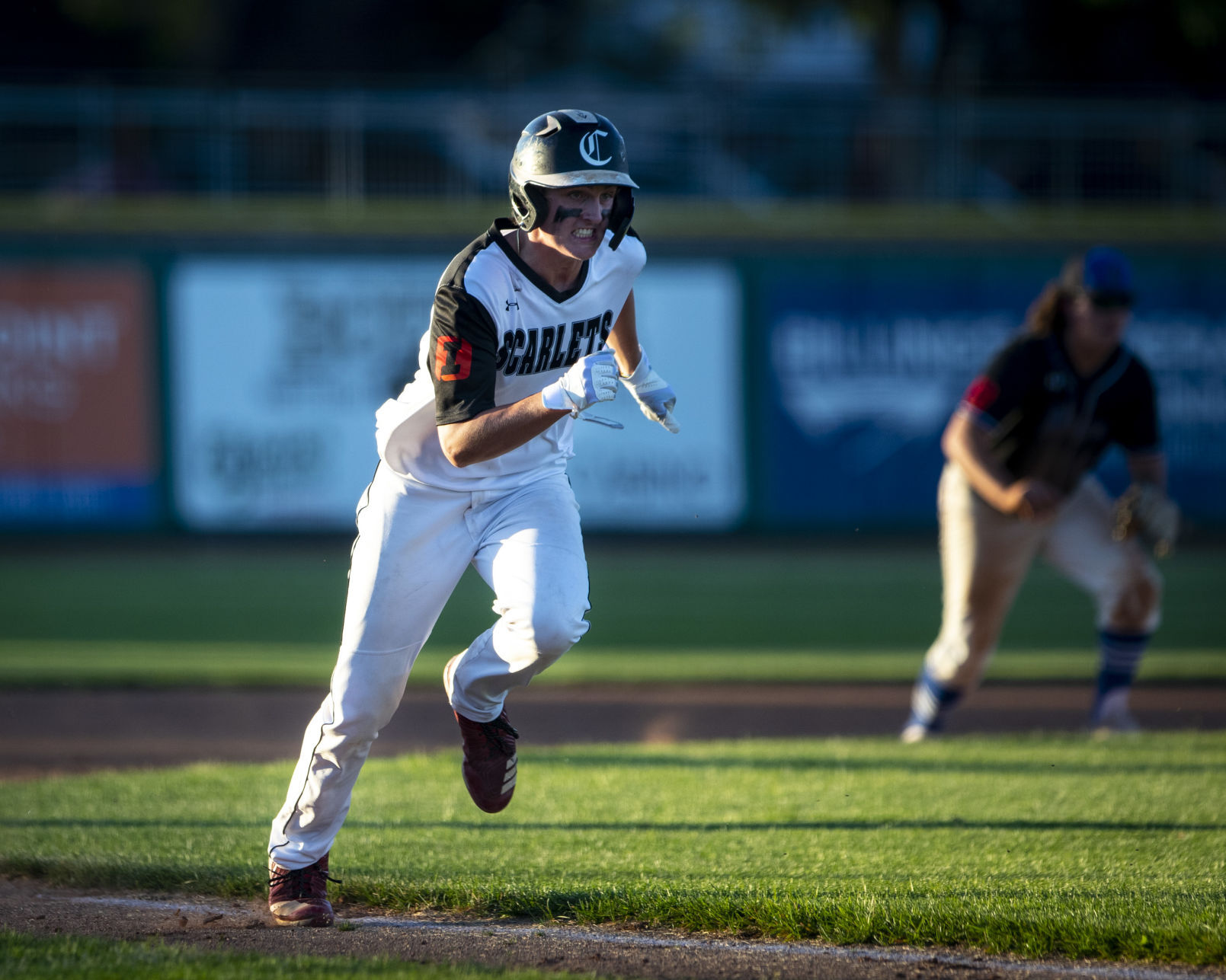 Royals vs. Scarlets